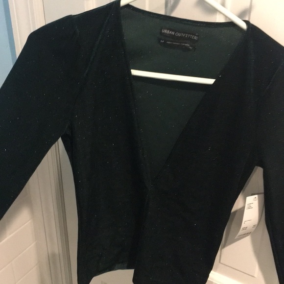 Green Urban Outfitters V-Neck Top - Picture 3 of 5